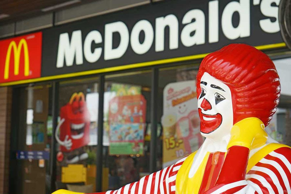 CRM đóng vai trò quan trọng trong sự thành công của McDonald’s (Ảnh: cdn.vox-cdn.com)
